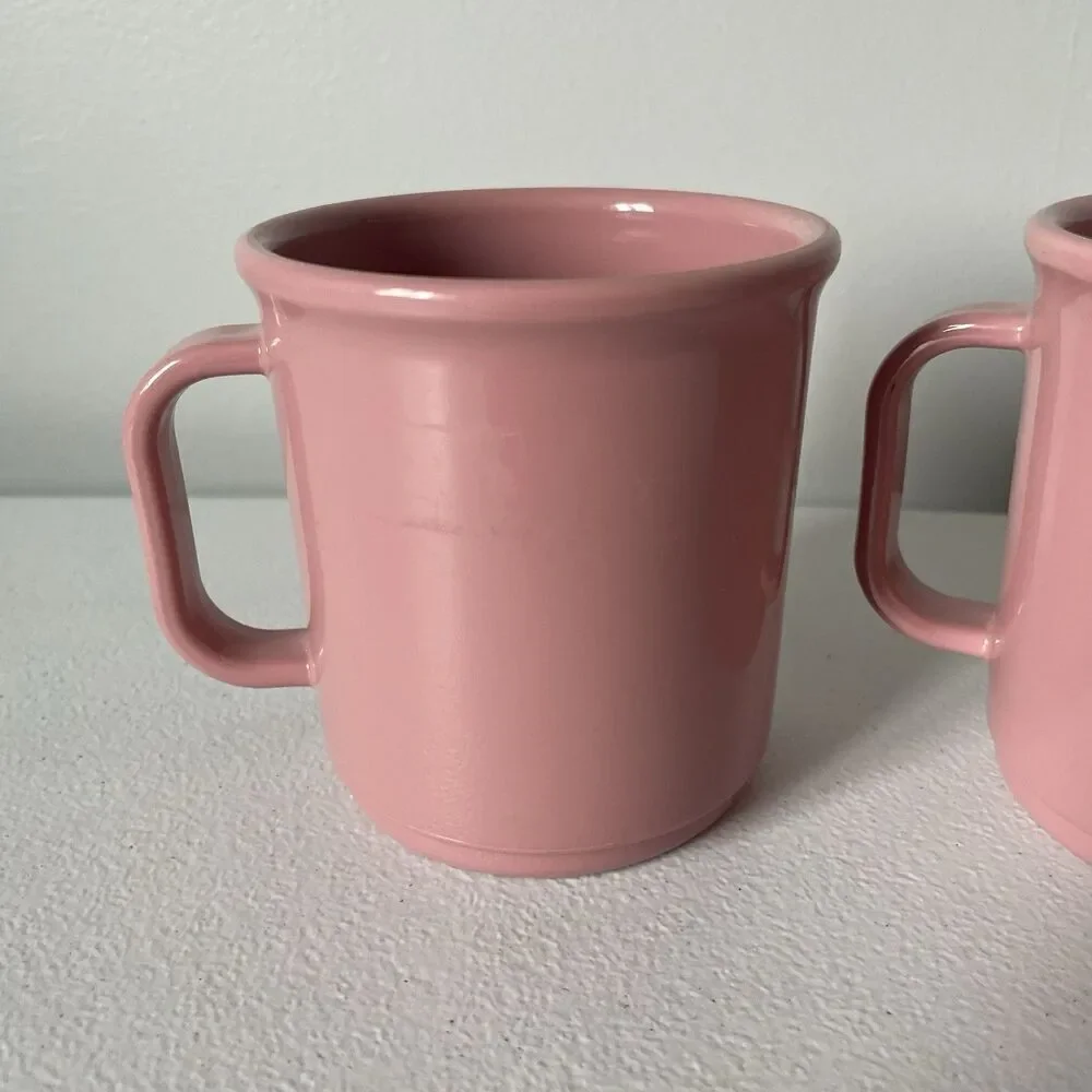 Rubbermaid vintage pink